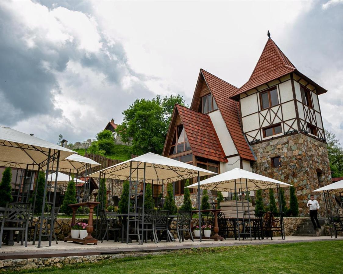 Alpine Castle Hotel ديليجان المظهر الخارجي الصورة